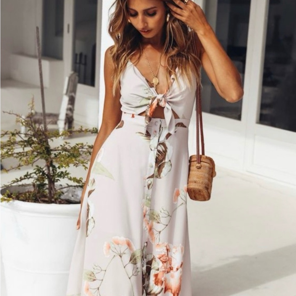 Hello Molly Sounds of Summer Maxi Dress Beige